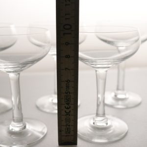 Glas, 5st, 10cm på höjden, Diameter 6cm