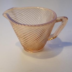 Exklusiv Glasservis - Elegans och Funktionalitet i Perfekt Harmoni!