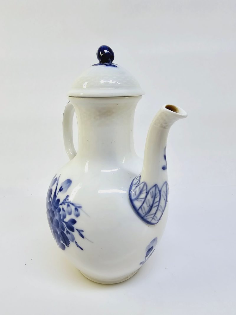 Kunglig Elegans – Vintage Kaffekanna från Royal Copenhagen