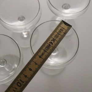 Glas, 5st, 10cm på höjden, Diameter 6cm