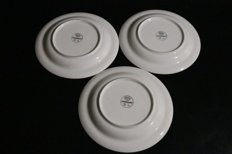 3 st Elegant samling av Rörstrand Diamant-assietter – tidlös skandinavisk design