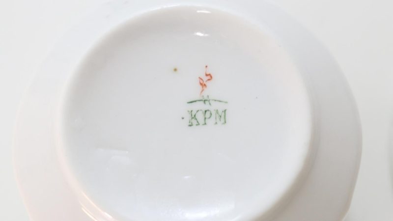 Kopp med fat KPM, Königliche Porzellan-Manufaktur Berlin