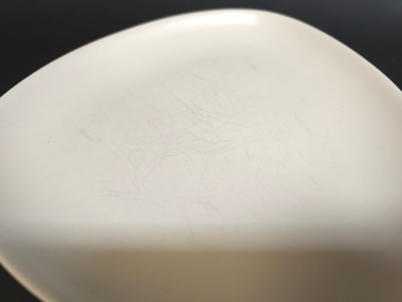 Elegant design – Höganäs keramik, 4 tallrikar med modern formgivning
