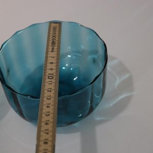 Skål och lykta i blått glas, Älghults glasbruk