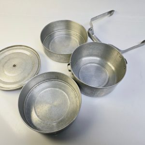 Rustik och charmig trippelmatslåda i aluminium – en vintagepärla
