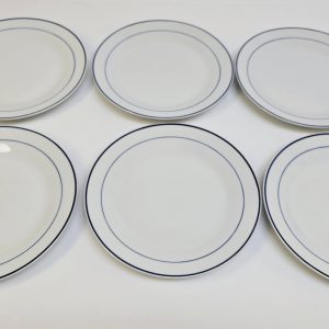 Elegant Gräddkanna och Sockerskål i Silverfinish – Klassiska Detaljer för Hemmet