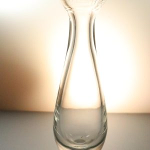 Vacker vas, troligen från svensk glasbruk, ca 29cm