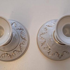 2st ljusstakar, troligen Capodimonte Italien