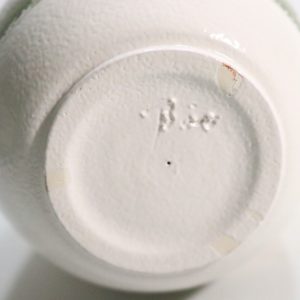 Unikt keramiskt ägg – konstnärligt och dekorativt!