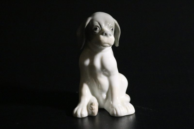 Vintage Porslin Figurin, Hund  Boxer Valp