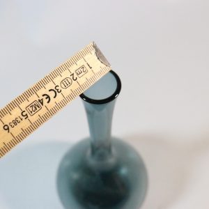 VAS, GULLASKRUF, glas troligen Arthur Percy