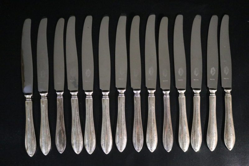 Antikt Bestickset - 14 Knivar från Nysilverfabriken Aurora, Göteborg