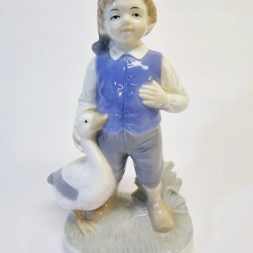 Porslinsfigur – Pojke med Gås, 24 cm