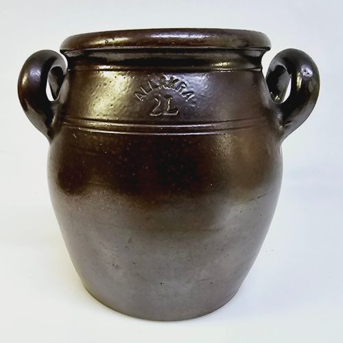 Wallåkra-krus 2L – Saltglaserad stengods i klassisk design