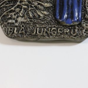 Väggrelief, "BLÅ JUNGFRU", Monogramsignerad: C.S