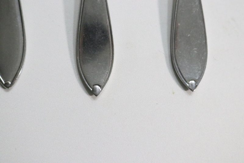 Elegant Set of 8 Vintage Stainless Steel skedar
