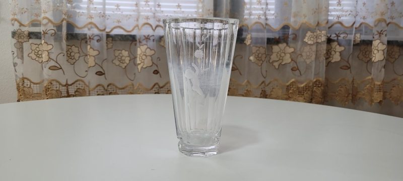 Vas, glas med etsad dekor, troligen Orrefors, NILS LANDBERG