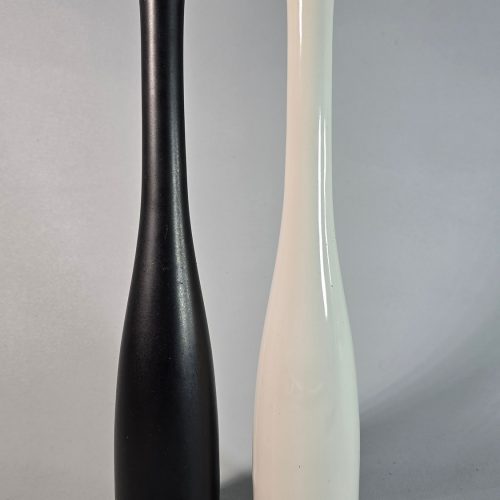 Eleganta Keramikvaser - 31 cm: En Tidlös Skönhet för Ditt Hem