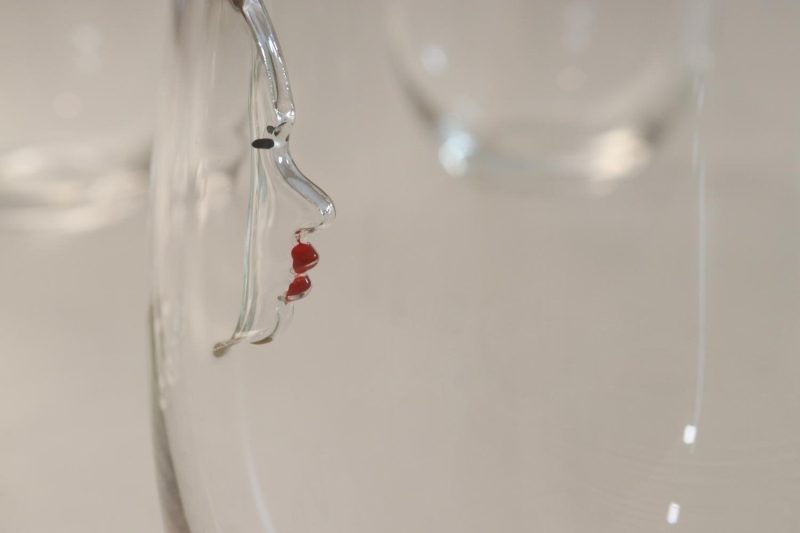 5st Tumblerglas, drickglas, intryckt ansikte och guldkant