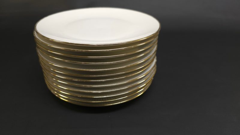 Elegant set med 12 tallrikar från Seltmann Weiden Bavaria