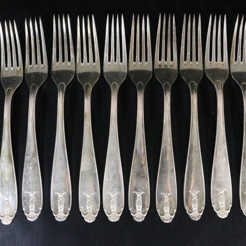 Antikt Set med Eleganta Nysilvergafflar – Ett Klassiker i Din Dukning