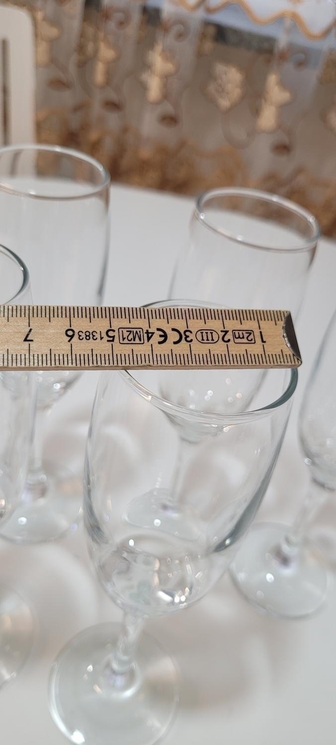 6st Champagneglas H=21,5cm D= 4,5cm