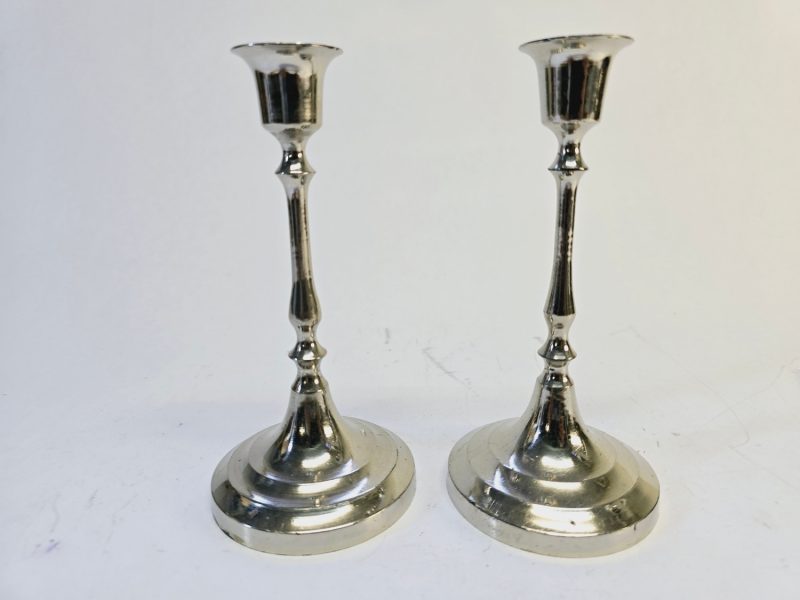 Eleganta Ljusstakar i Silverfärg – Klassisk Design, 16,5 cm