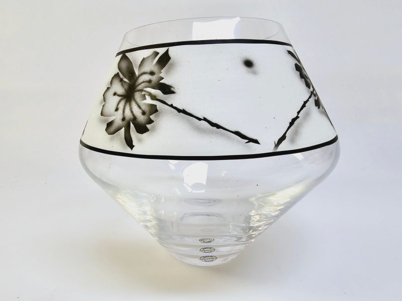 Elegant Bergdala-vas med handmålat mönster, 15,5 cm