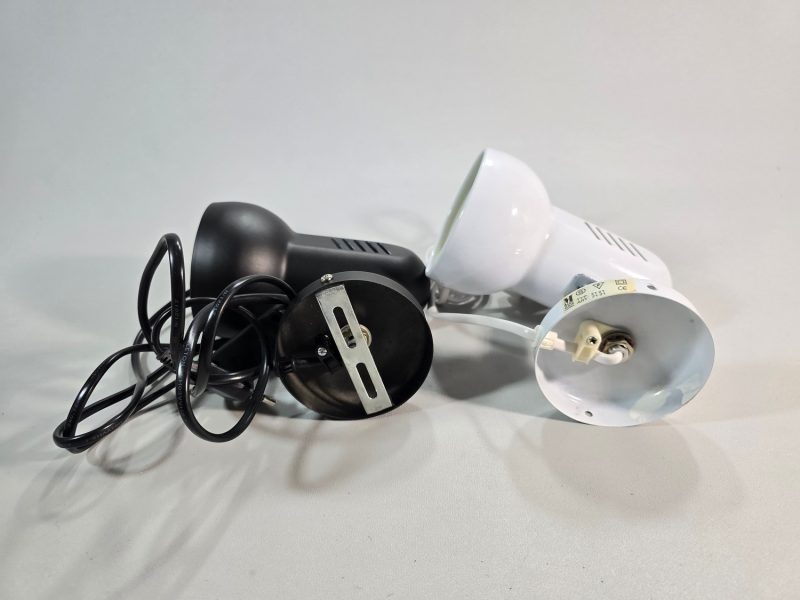 Ett par vägglampor, MARK SLÖJD SWEDEN TURBO SPOT LIGHT 2121