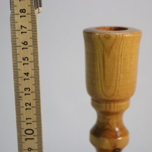 Svarvad Ljusstake i furu Hemslöjd hantverk trä
