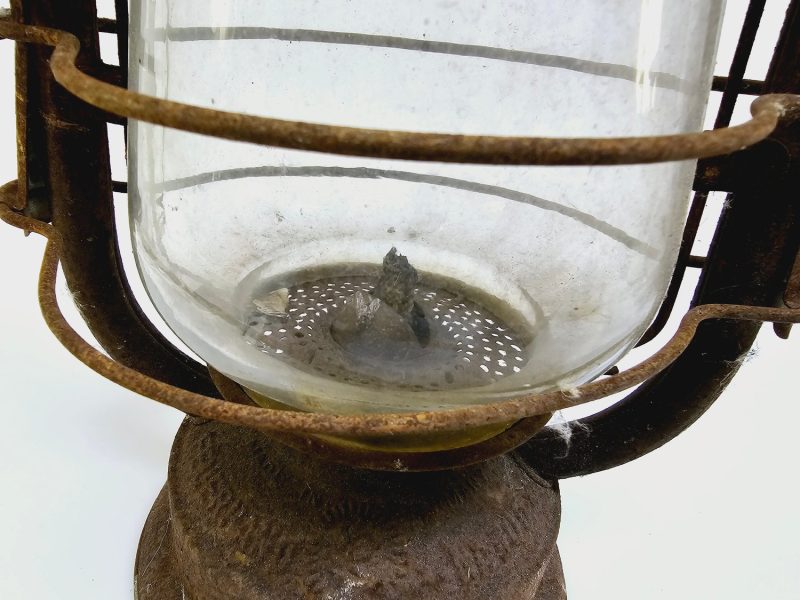 Antik stormlampa – Feuerhand D.R. Patent – tidlös charm och funktion
