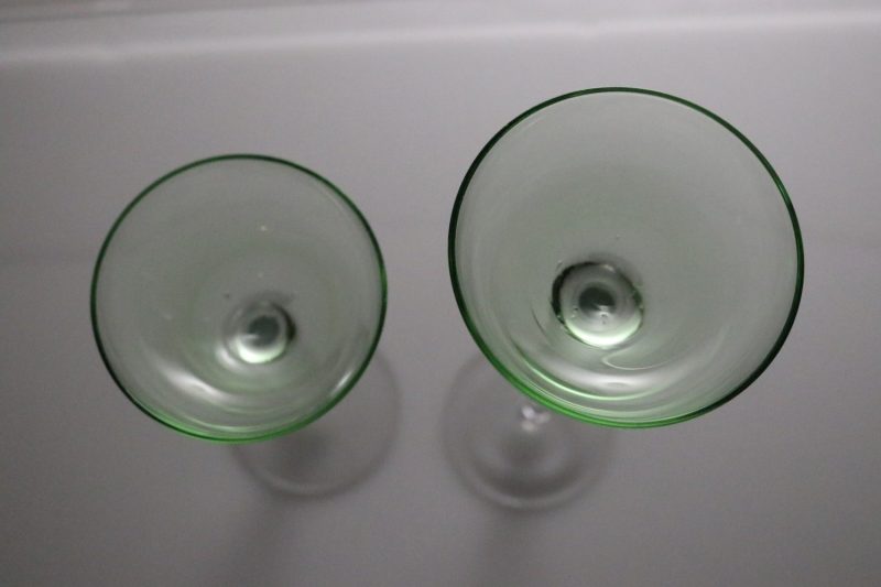 Eleganta Gröna Glas - Förhöj Din Dryckesupplevelse!