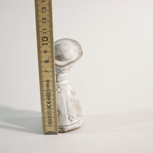 Keramikfigur – Flicka med Kruka, 10 cm