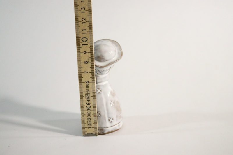 Keramikfigur – Flicka med Kruka, 10 cm