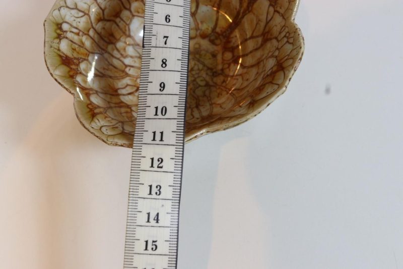 Liten skål med vacker glasyr