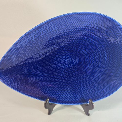 Äggformat fat, 40cm, Hertha Bengtson – Blå Eld från Rörstrand - 532