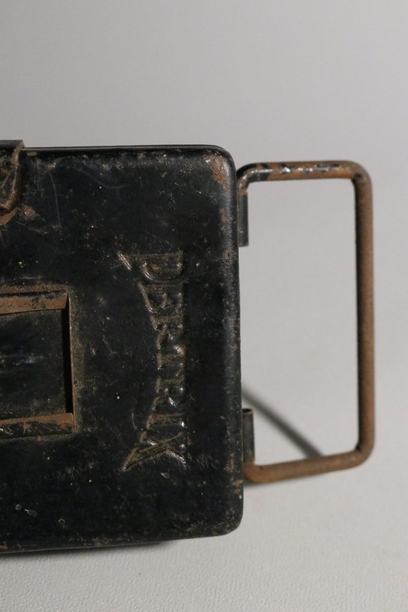 Vintage Ficklampa från Pertrix - En Historisk Samlarpärla