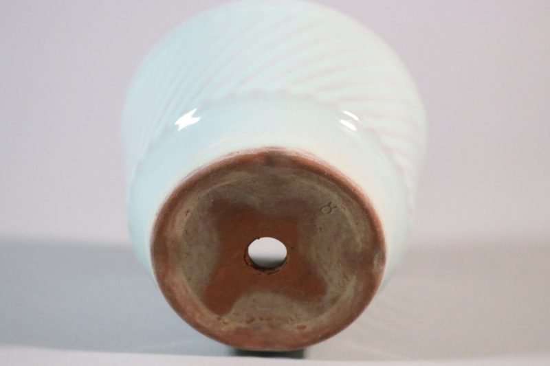 Liten kruka med ljusgran glasyr, H8cm D10cm