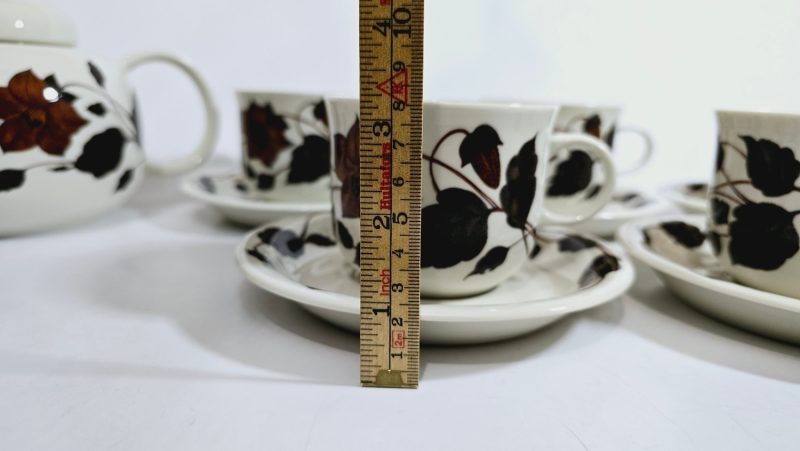 Teservis, 7 delar, porslin, "Tea for two", Arabia, Finland GUNVOR OLIN-GRÖNQVIST