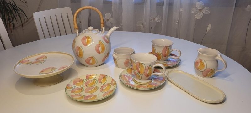 Handmålad teservis