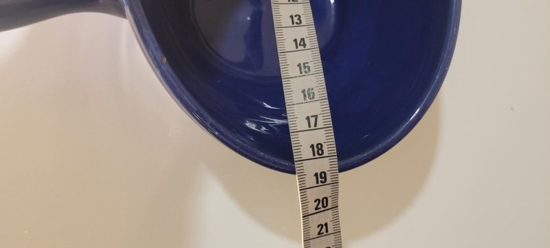 Karott/Skopa old Höganäs med böjd form Krukmakaren Höganäs KN