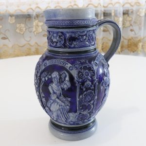 Elegant Tekanna i Nysilver  – Tidlös Design från 1900-talet