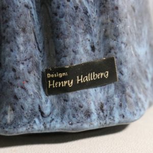 Elegant och Tidlös Skulptur av Henry Hallberg