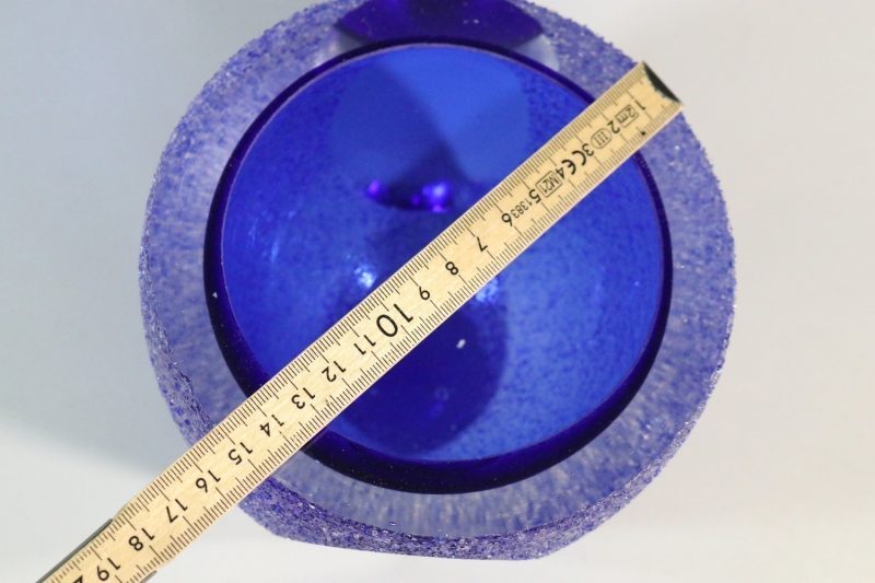 Skål av konstglas. Vintage Glaskonst, Ljuslykta, "Galaxy Sandy"