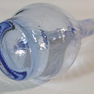 Karaff utan propp i blått glas Räfflad