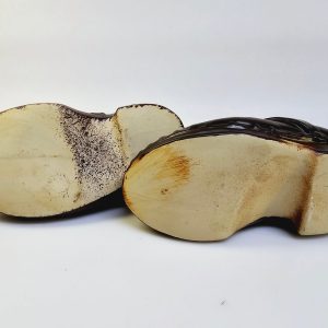 Rustika träskor i glaserat stengods – Krukmakaren Höganäs, 17 cm
