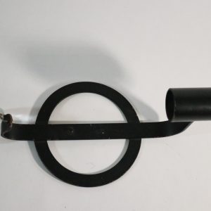 Väggljusstake, svart metall med glasprisma