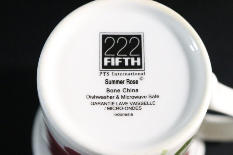 Exklusiv Mugg från 222 Fifth – "Summer Rose" Bone China