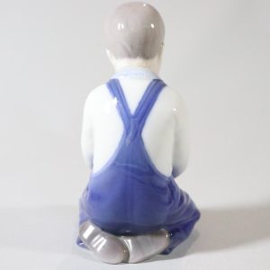 Figurin, Bing & Grondahl "Boy with bucket" - Sv. Lindhart 14 cm, Lagad