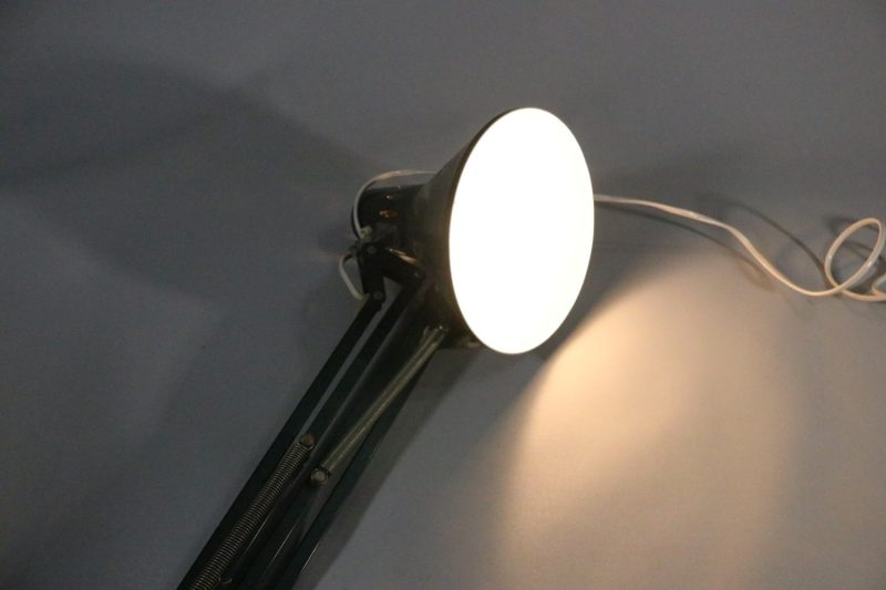 SKRIVBORDSLAMPA, Pileprodukter Landskrona